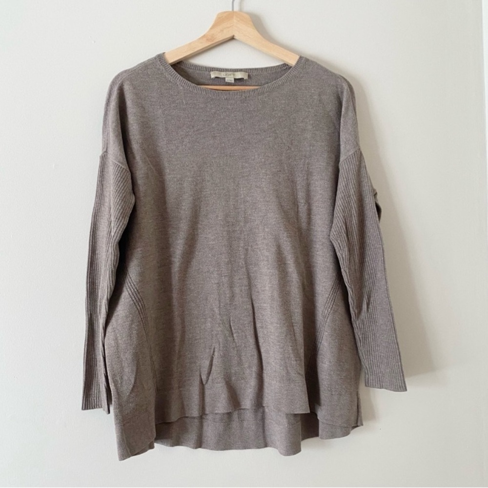 LOFT • Long Sleeve Sweater